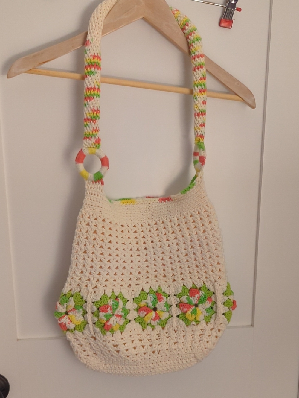 Handmade Crochet Cream Shoulder Bag with Floral Accents